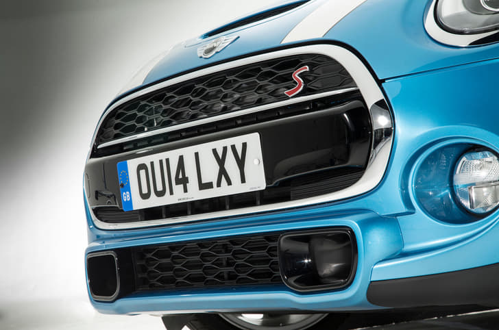 New Mini five-door hatchback studio photos